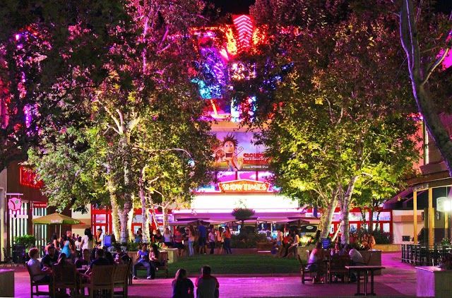 River Park Shopping Center